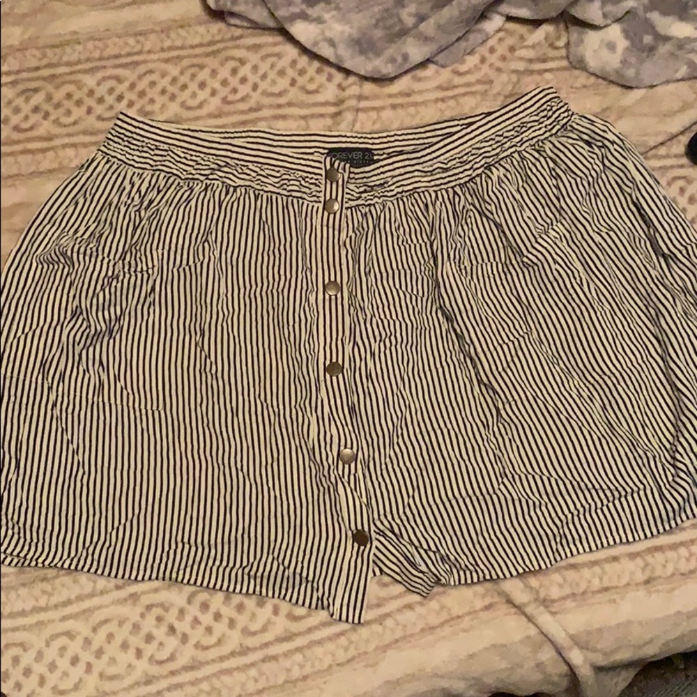 Plus size lined skirt